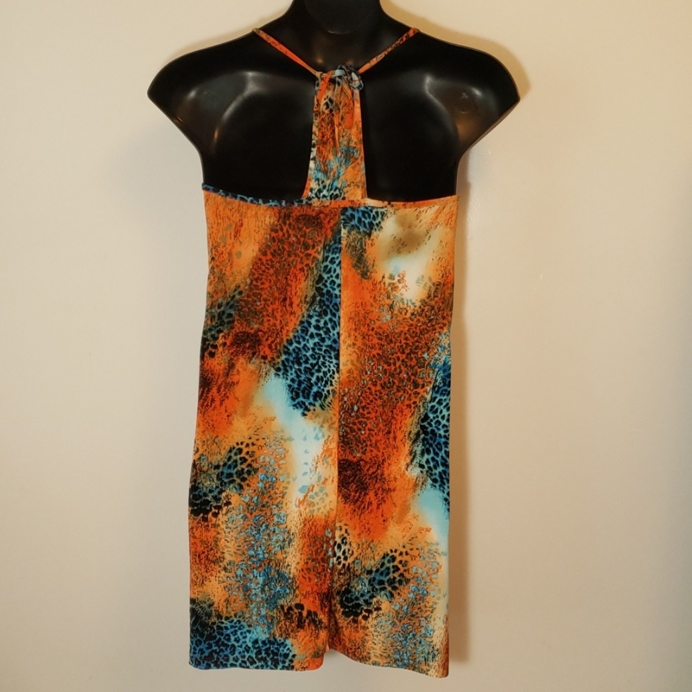 B. Split Dress - Picture 2 of 4